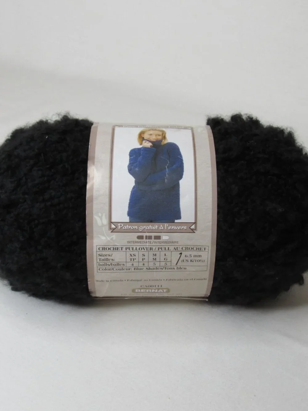 Bernat SOFT BOUCLE Black Yarn Skein Acrylic 255 Yards New